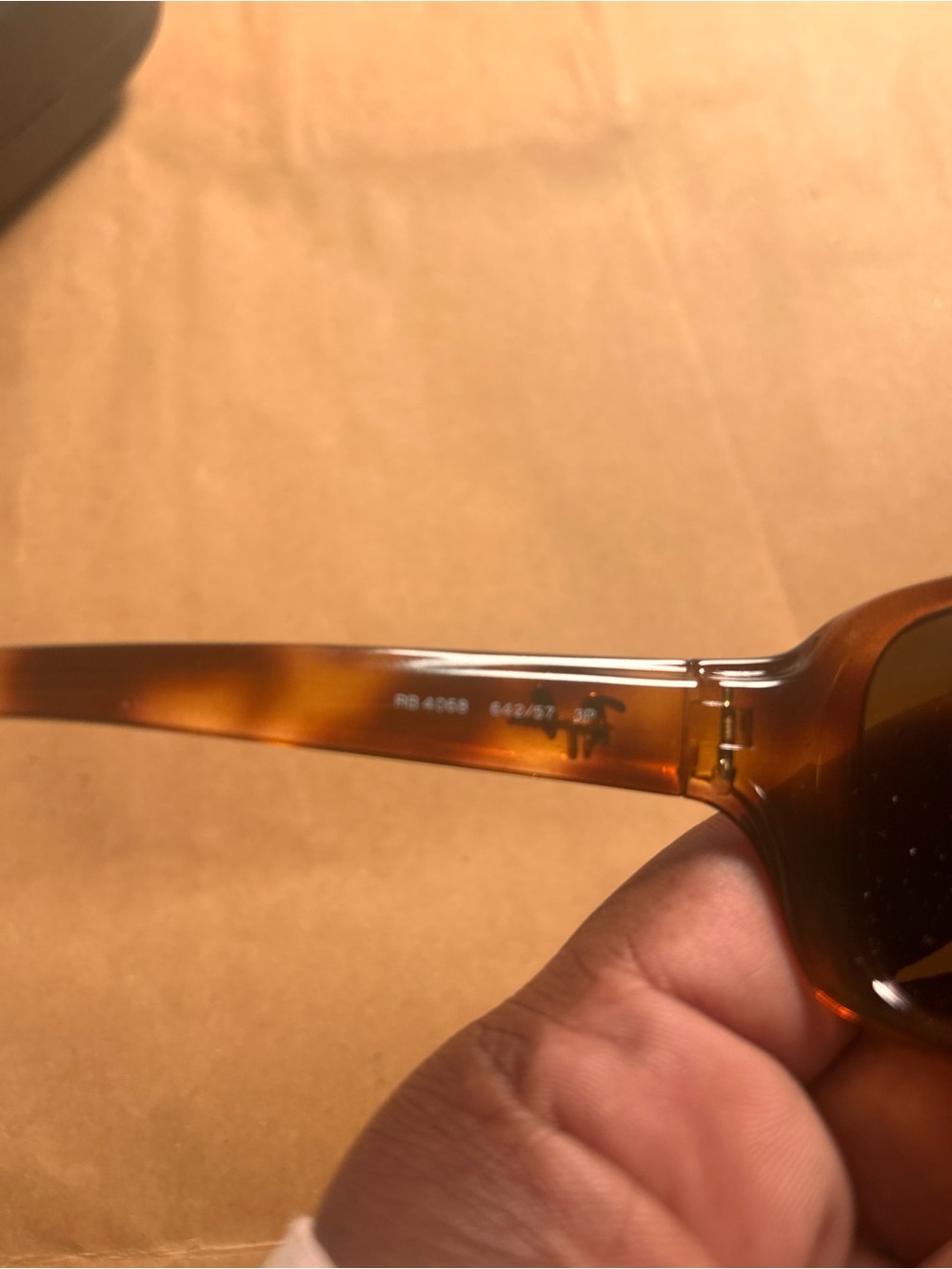 Ray-ban Sunglasses - Picture 5 of 8